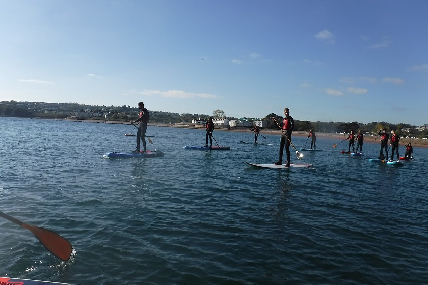 many paddleboarders